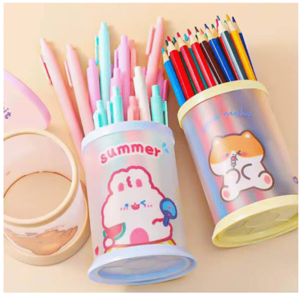 happy world printed pen stand